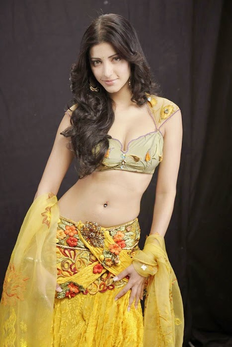 Latest New Hot Shruti Hassan Body Pics Still showing Navel purple and yellow dress 2014
