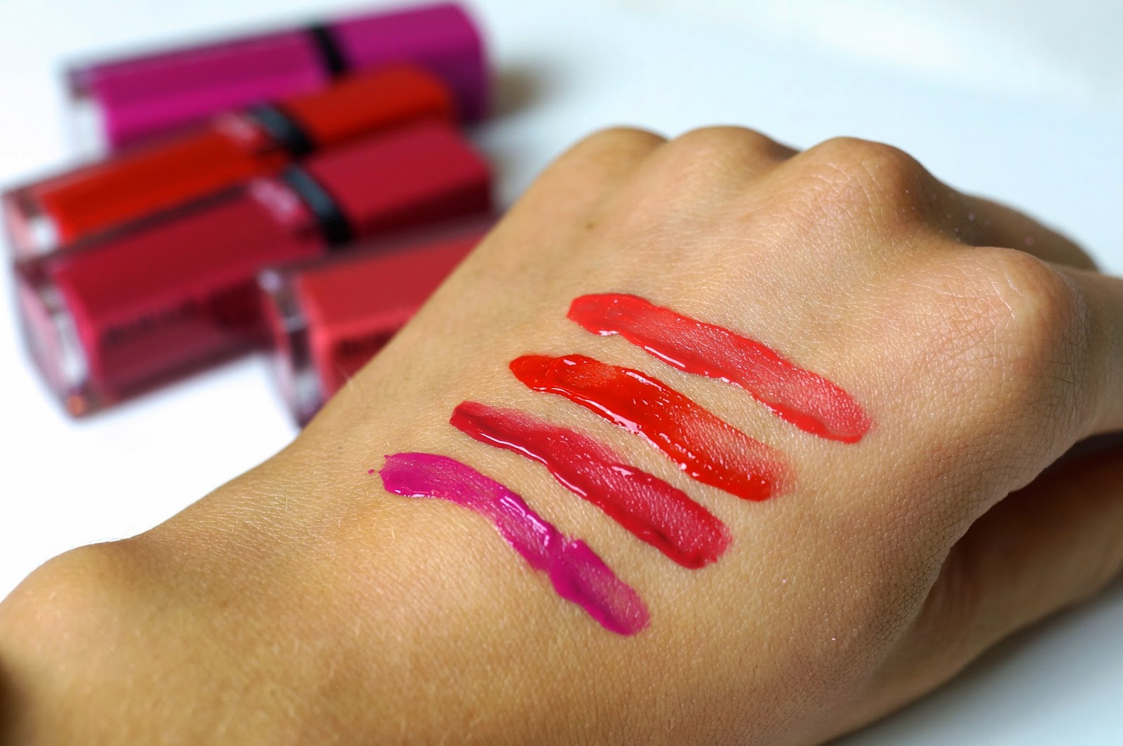 Bourjois Rouge Edition Velvet lipstick swatch