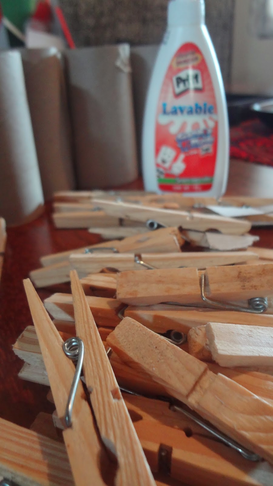 reupcycling-how-to-make-a-toilet-paper-roll-advent-calendar