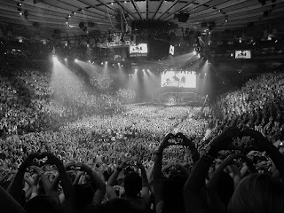 bieber justin ago sold year madison min square garden belieb laugh live