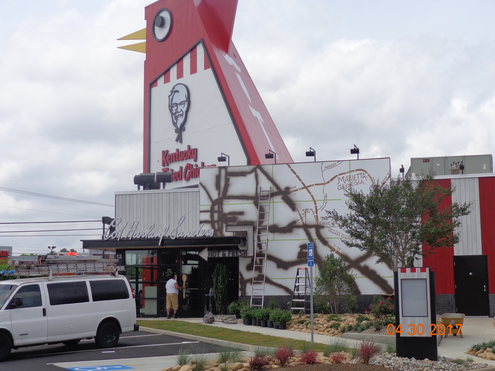 THE BIG CHICKEN THE BIG CHICKEN a Marietta landmark