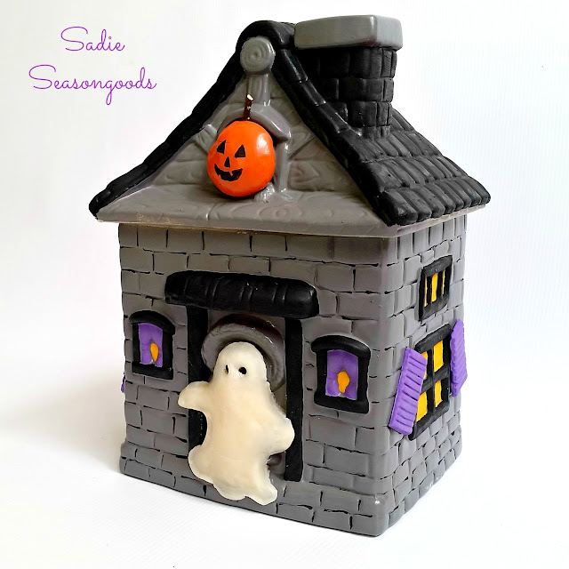 Thrifted cookie jar Halloween Haunted House