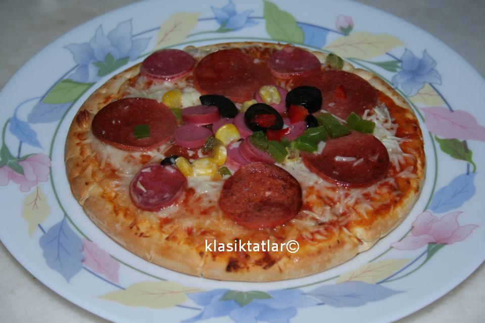 Hazır pizza nasıl pişirilir? PRATİK MUTFAK BİLGİLERİ Hazır pizza nasıl pişirilir? PRATİK MUTFAK BİLGİLERİ