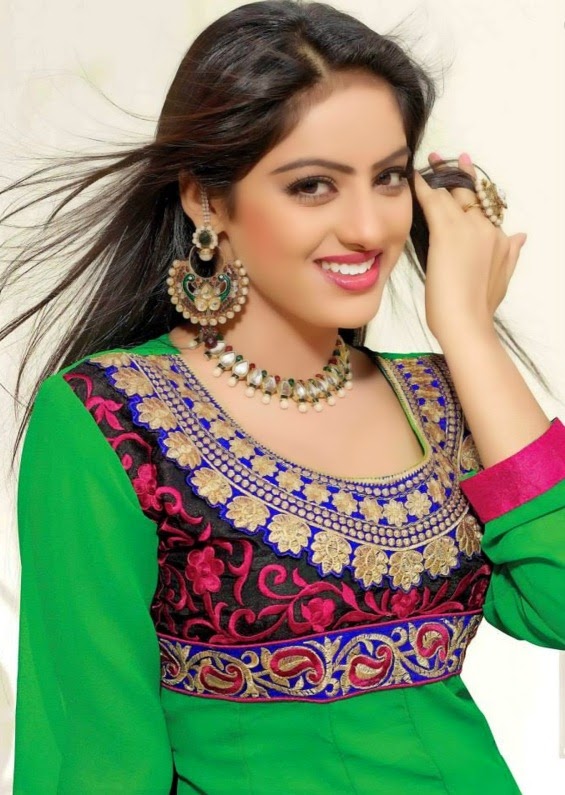 Sandhya Of Diya Aur Baati Hum Show Star Plus Deepika
