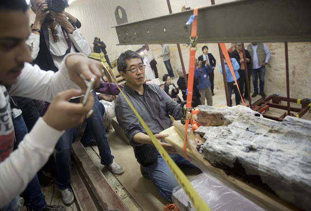 Egypt's famed pyramids get new lab to restore pharaonic boat Egypt's famed pyramids get new lab to restore pharaonic boat