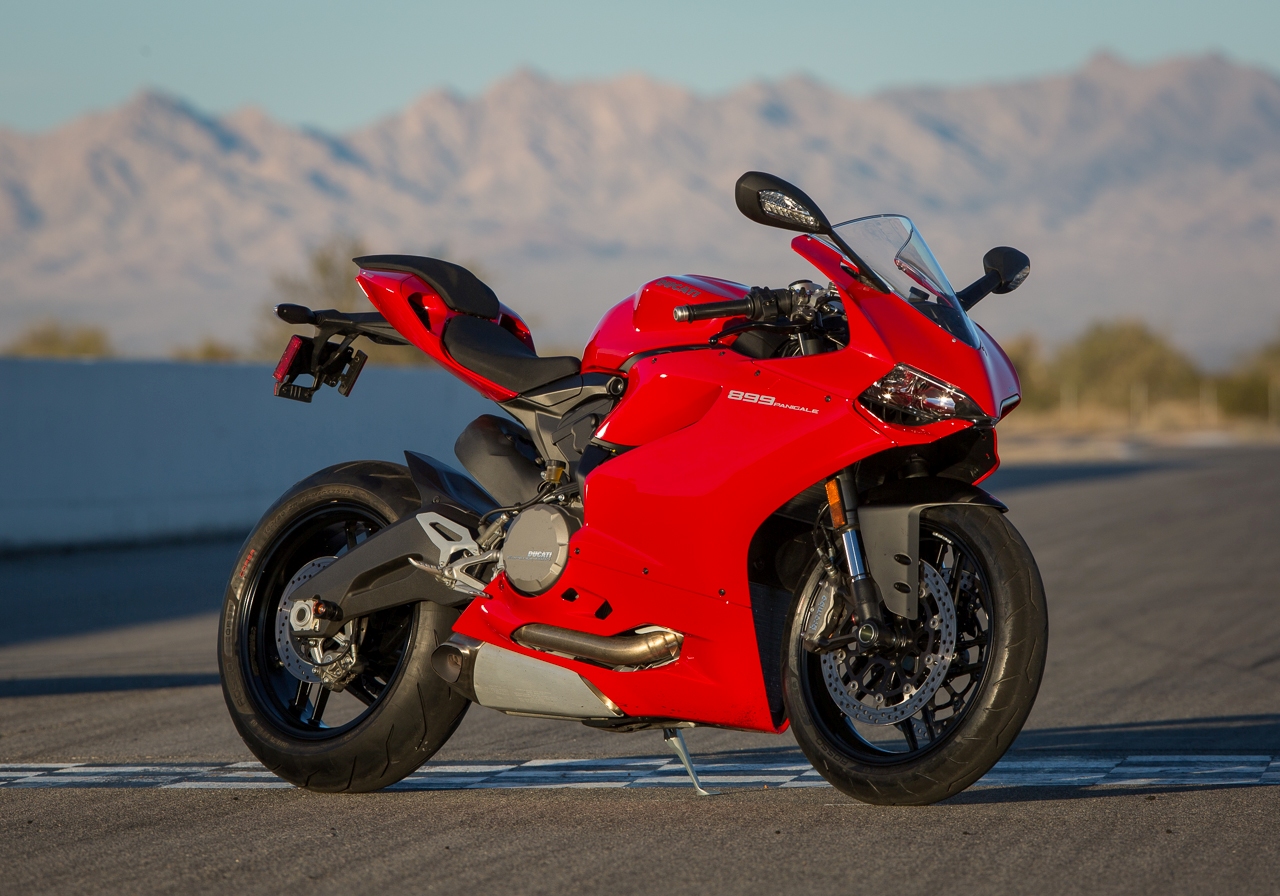Ducati Going To Launch 899 Panigale In India 2015 Bike