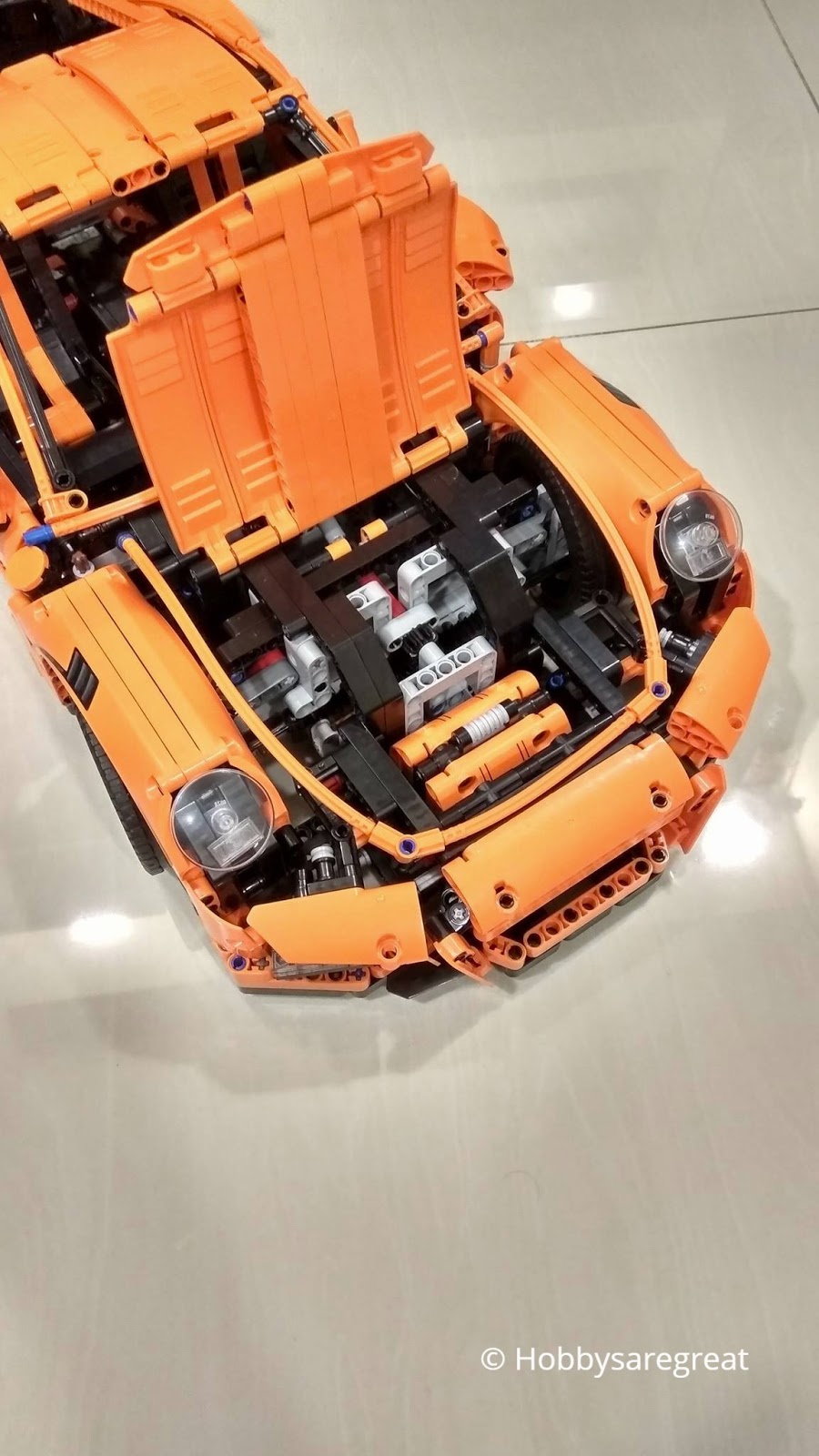 Hobbys are great: Review of LEPIN 20001 Porsche 911 GT3 RS