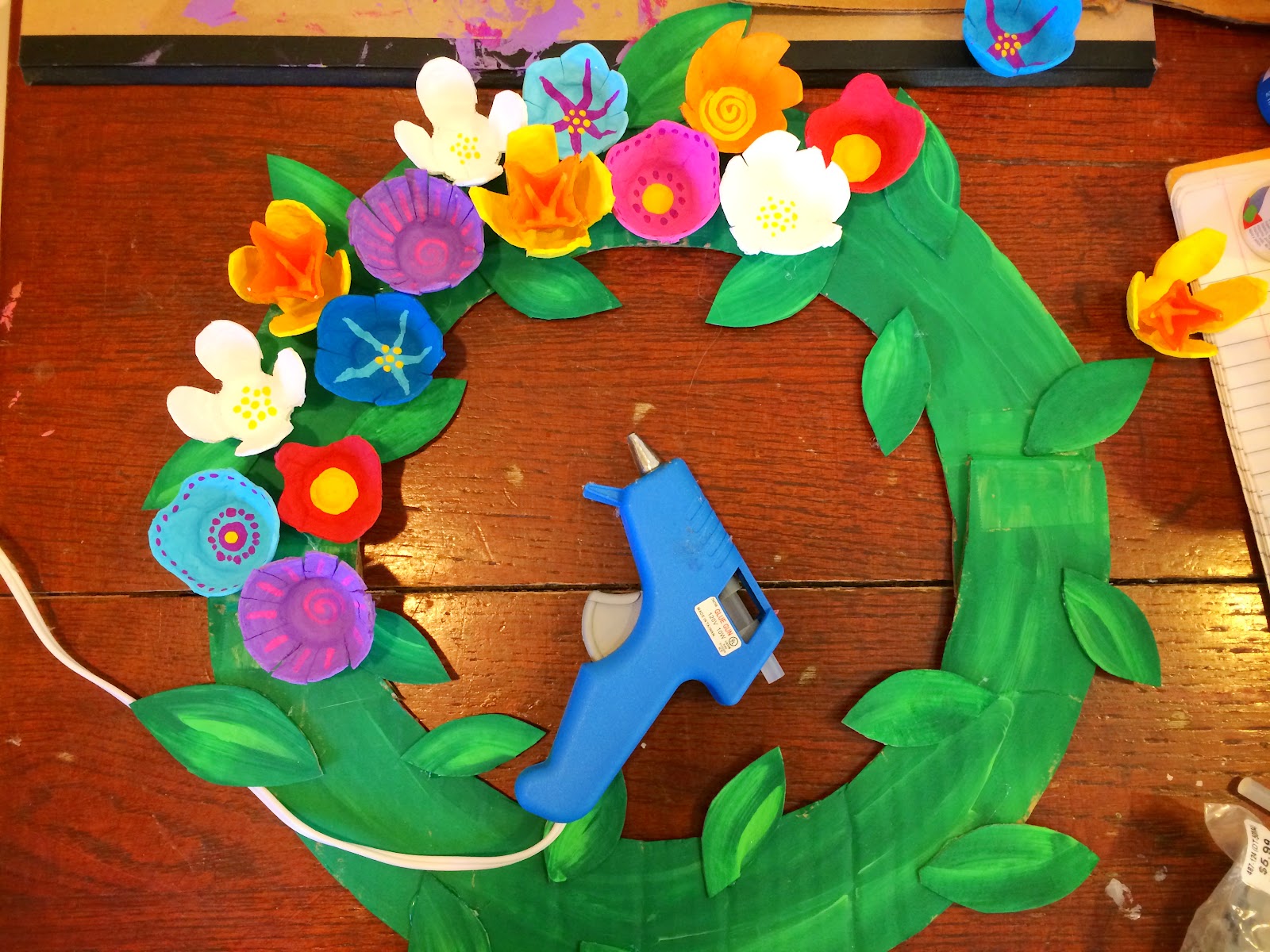 Our Beautifully Messy House : Egg Carton Flower Wreath