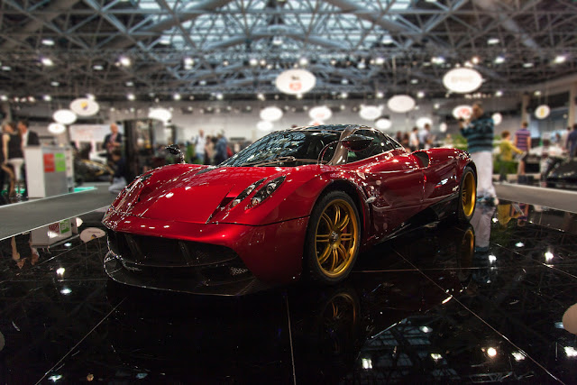 Prototype 0: First UK Huayra delivered in London!