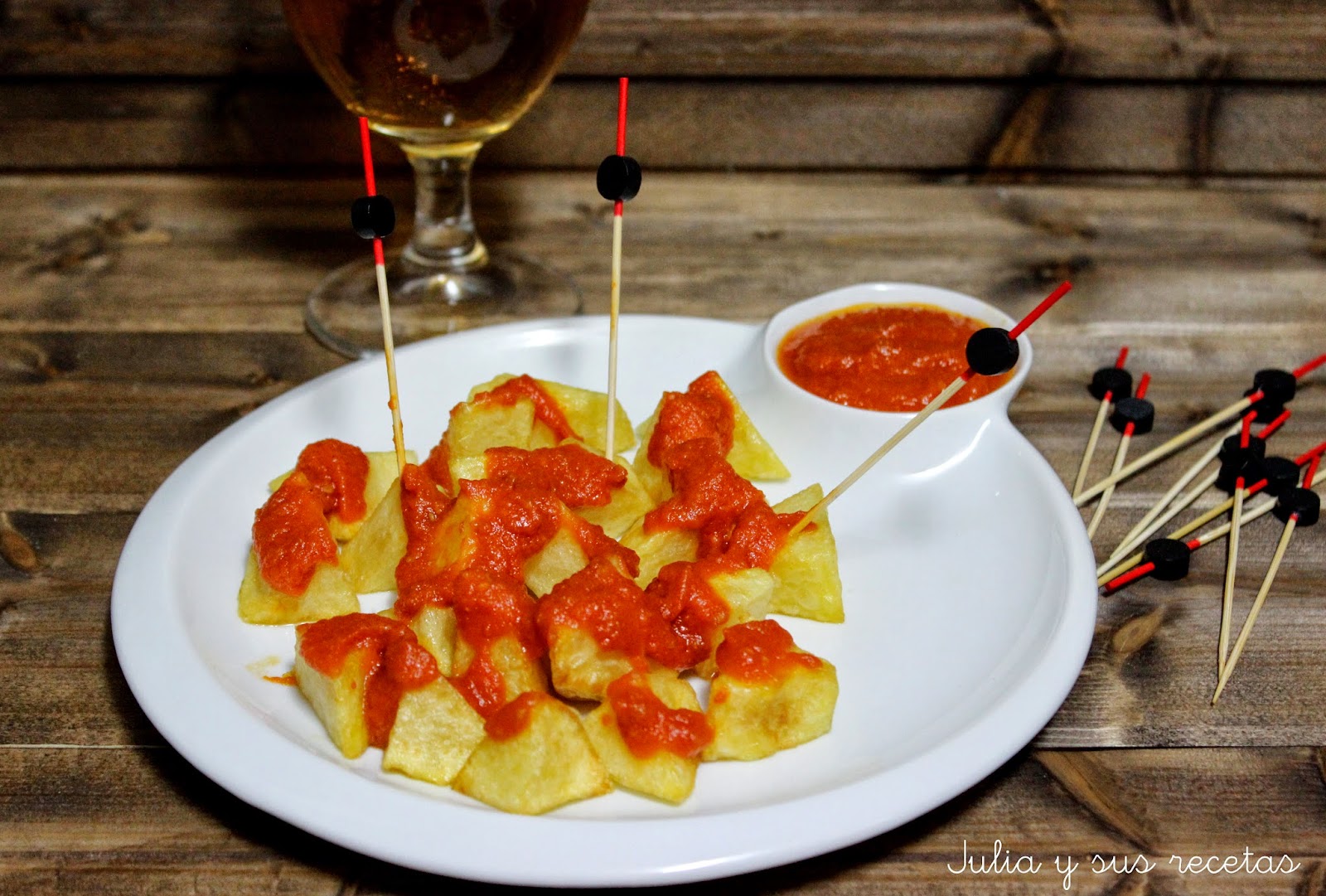 JULIA Y SUS RECETAS Patatas bravas