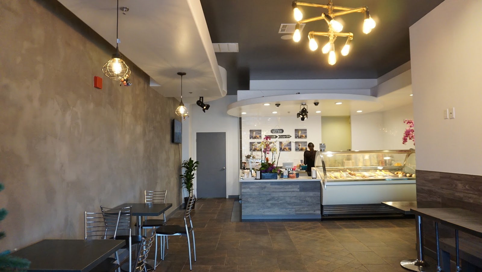 TAP Gelato Introduces Edible Gold To Orange County Yes... You Can Eat