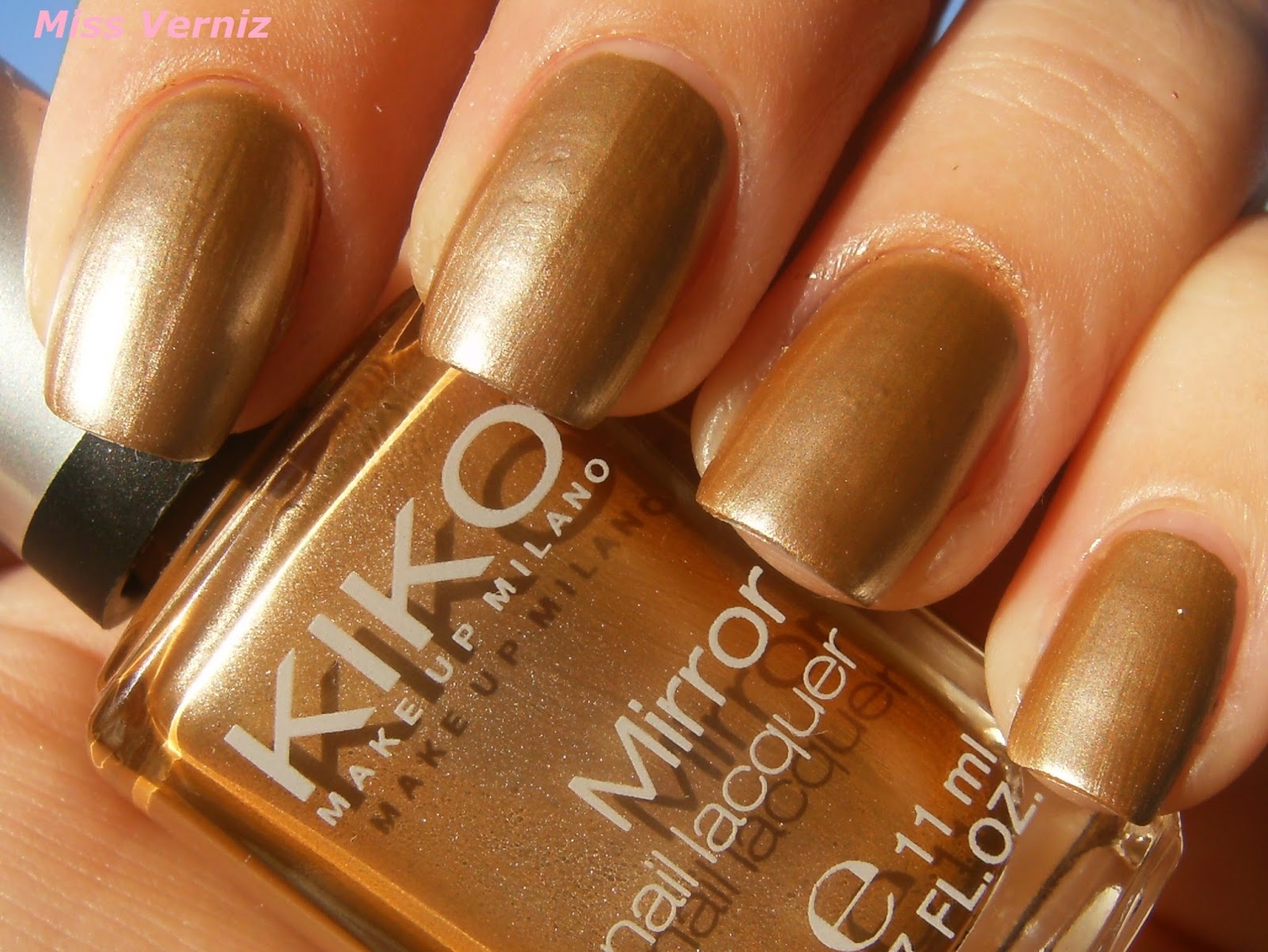 Ana_missverniz Kiko Mirror Nail Lacquer Numero 628 Gold...!!!