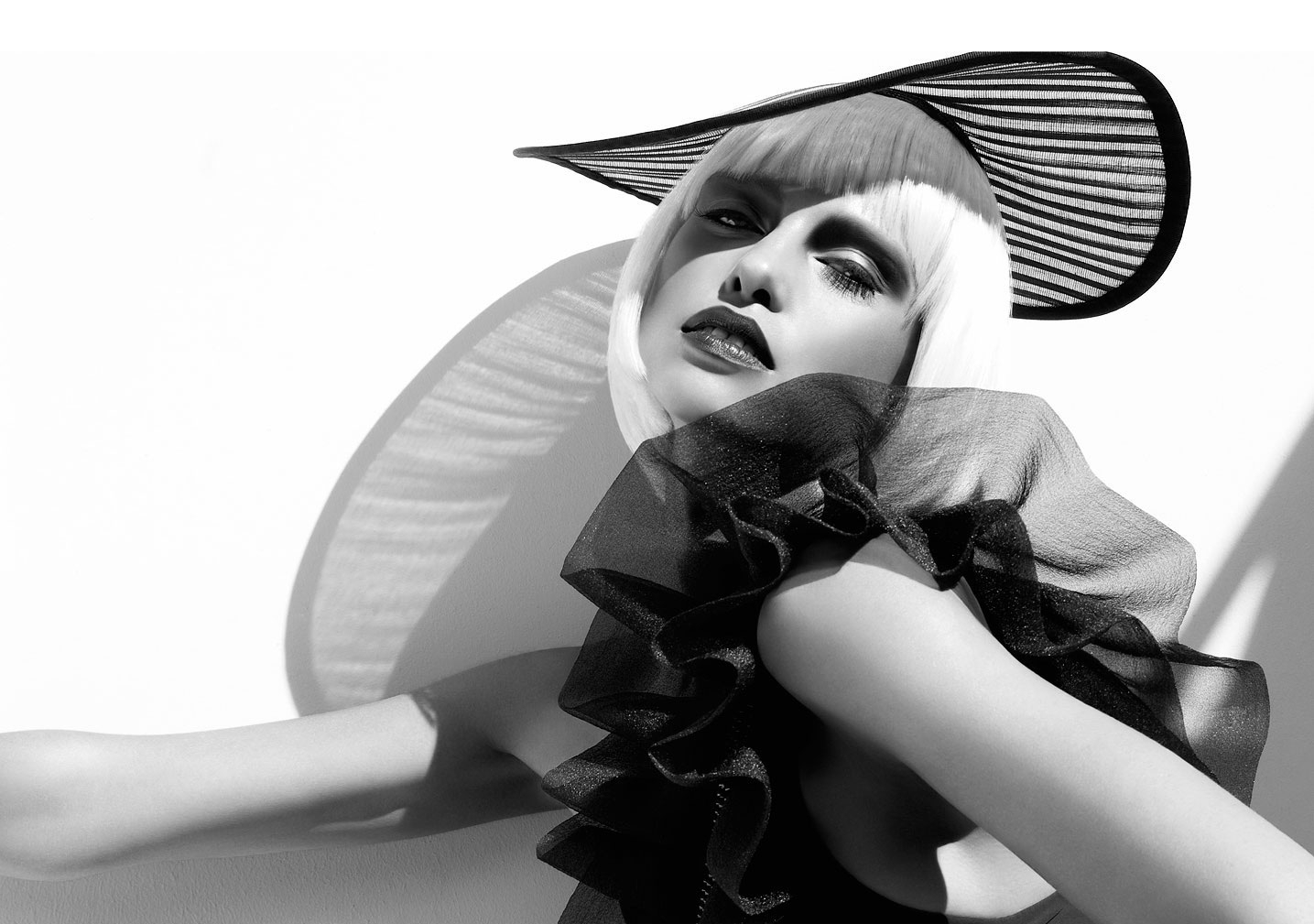 Маша руденко фото. Маша руденко. Работы художника руденко. Мария руденко модель. Маша руденко модель.