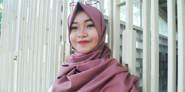 Bingung Memilih Baju Plesiran Untuk Wanita Yang Berhijab? Inilah Tips Cerdas Agar Tidak Salah Pilih Bingung Memilih Baju Plesiran Untuk Wanita Yang Berhijab? Inilah Tips Cerdas Agar Tidak Salah Pilih