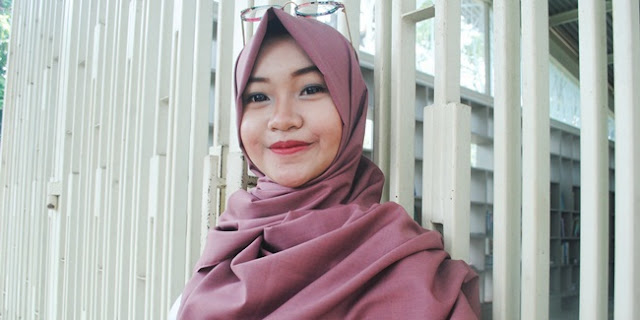 Bingung Memilih Baju Plesiran Untuk Wanita Yang Berhijab? Inilah Tips Cerdas Agar Tidak Salah Pilih