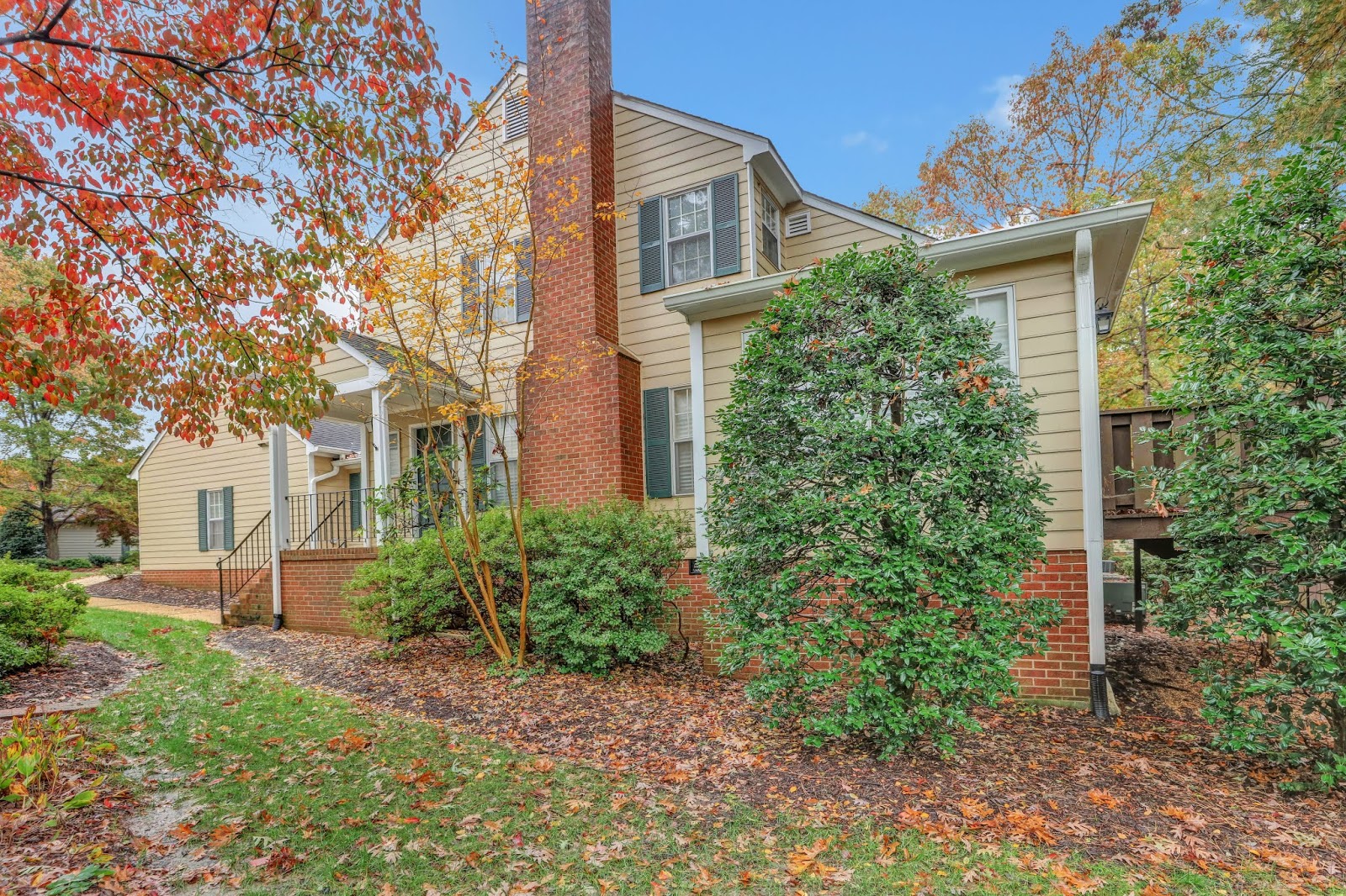 Richmond Real Estate "Racket" HUGE PRICE REDUCTION!!! (Area 22