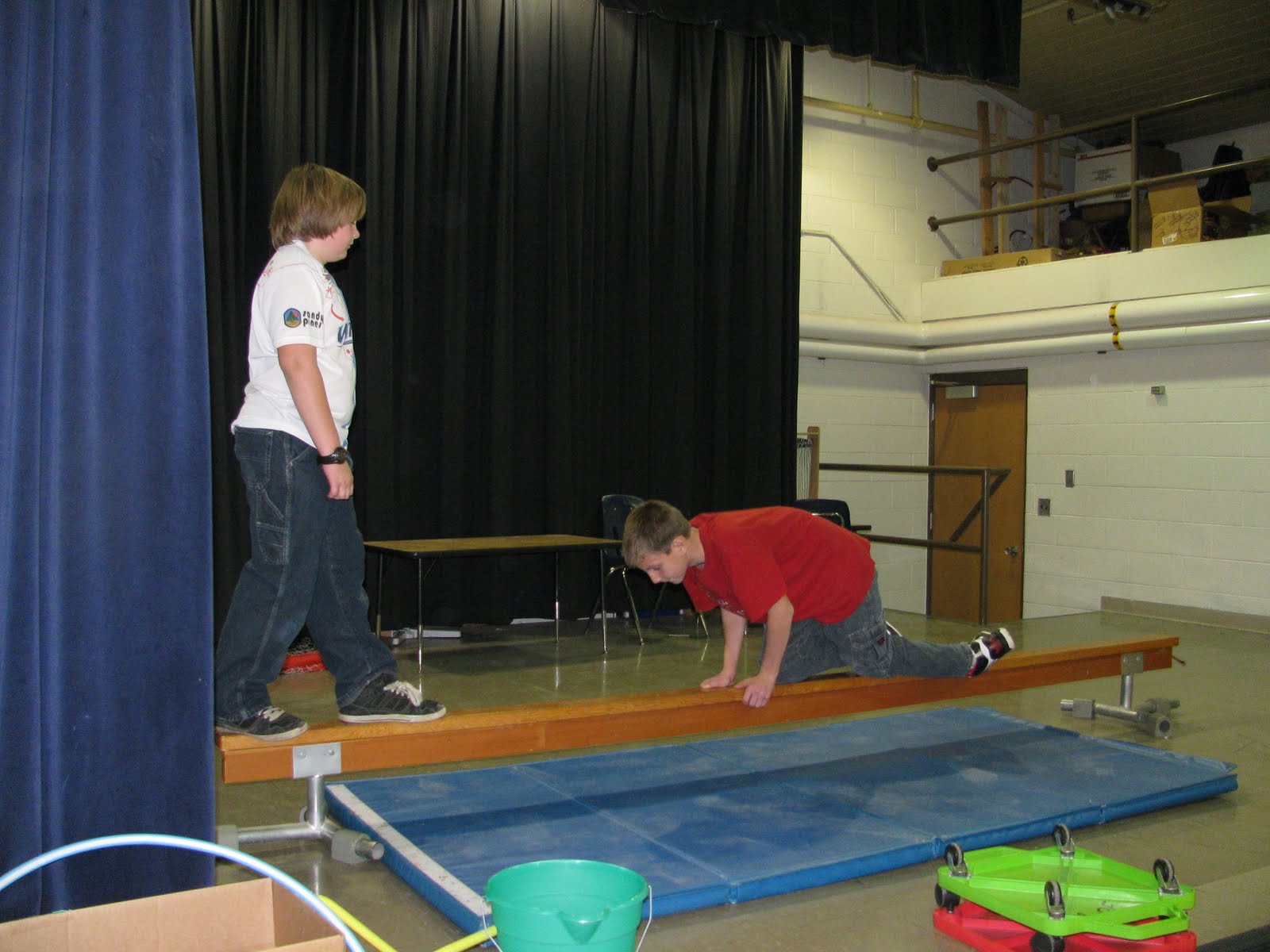 Carly's PE Games Catching and Throwing Games Continued