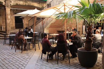 Patio de un palacio medieval de la calle Montcada Patio de un palacio medieval de la calle Montcada