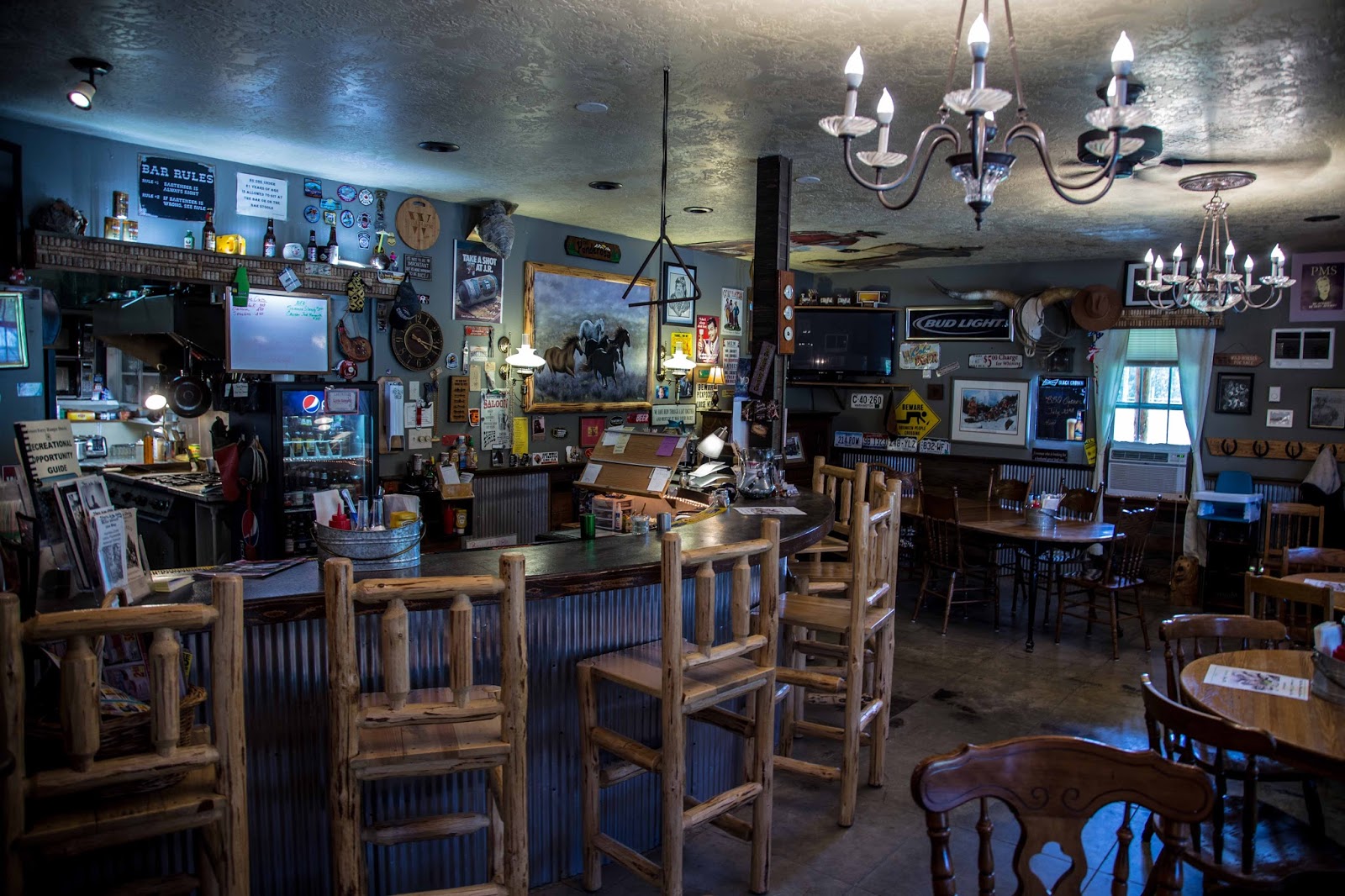 On The Road Full Time Rving Wild Horse Mercantile/Saloon Bonners Ferry