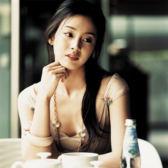 Kim Tae Hee - She is so beautiful!