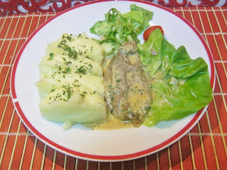 Pulpa de porc cu sos de smantana