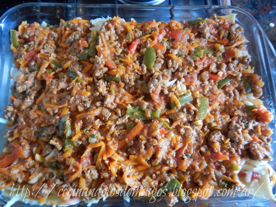 lasaña de carne y vegetales