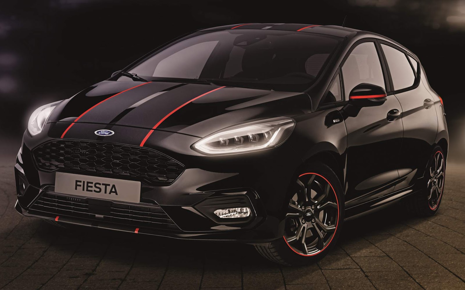 Ford Fiesta ST Line ganha versões Red e Black Edition