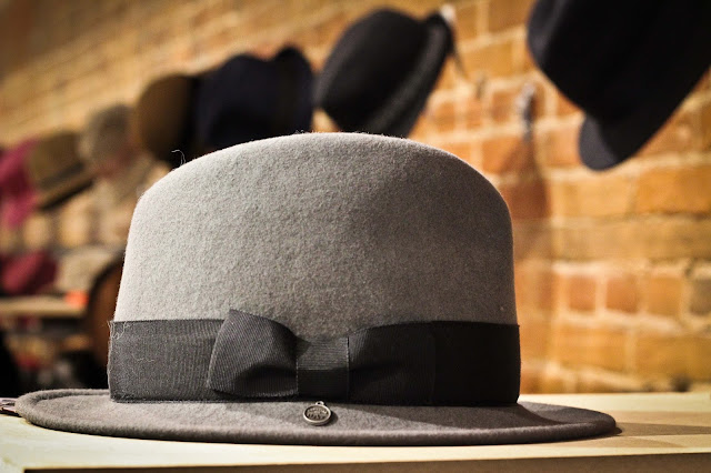 canadian-hat,chapeaux,madeinquebec,achatlocal,photoemmanuellericard,blogemmanuellericard