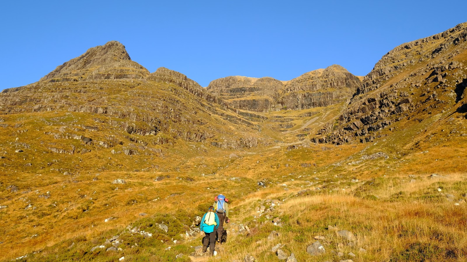 TARMACHAN MOUNTAINEERING LIATHACH TRAVERSE IN STUNNING WEATHER