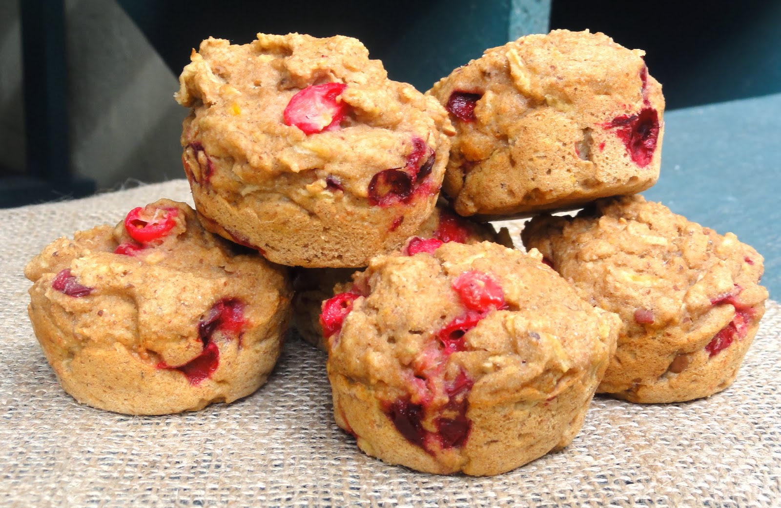 The Conscientious Eater: Cranberry Apple Muffins