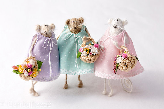 Knitted little mouses by Candyfleece Knitted little mouses by Candyfleece