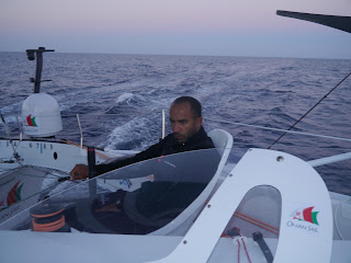 Les hommes d'Oman Sail toujours en tête vers Marseille.