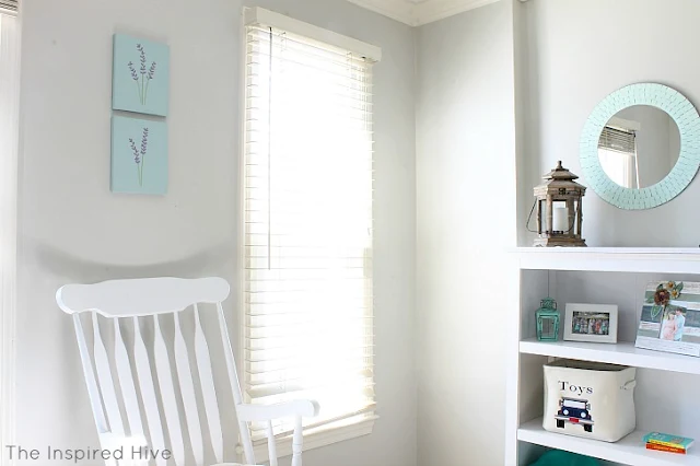 Easy DIY painted lavender canvas. Simple four step tutorial on how to paint lavender even if you're not artistic.