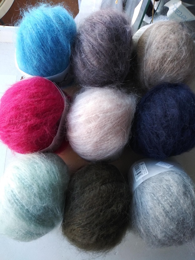 close knit Daruma Wool Mohair