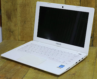 Laptop ASUS X200CA Bekas Di Malang