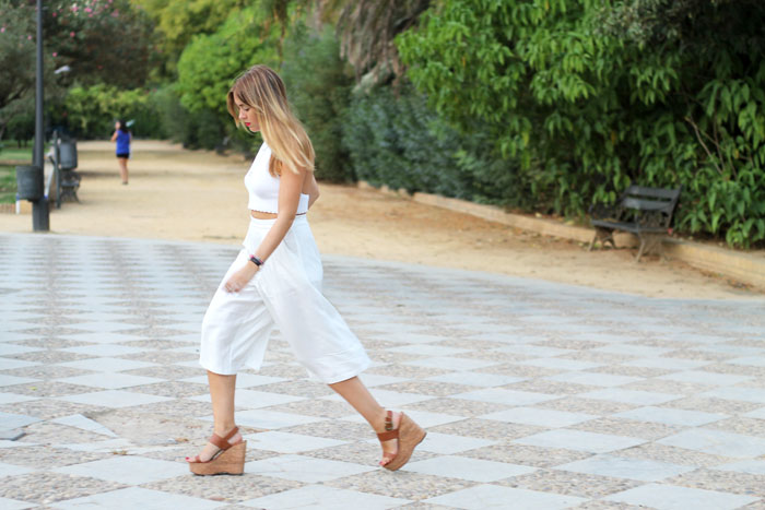 Total white with culottes