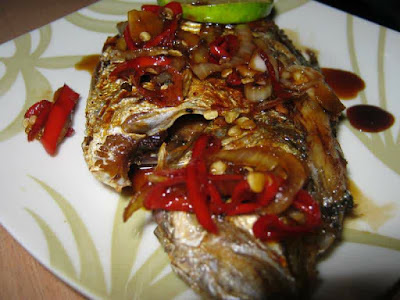 Resep Membuat Hidangan Ikan Bawal Saus Kecap Spesial dan Lezat