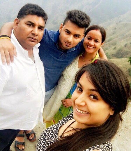 Rishabh Pant profile family, Affairs, Diet, Biodata, wiki ...
