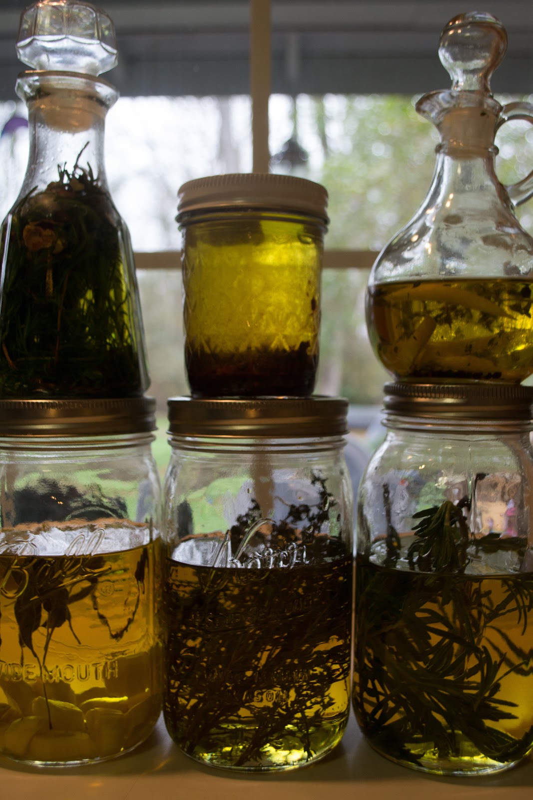 TRULY ORIGINAL ORGANICS Infused Oils and Vinegar