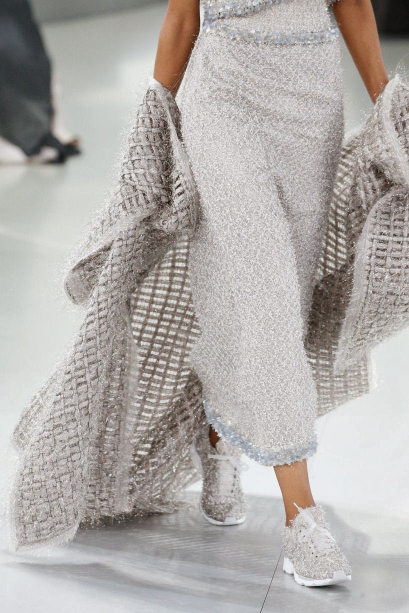 Chanel Spring 2014 Couture - Flip And Style