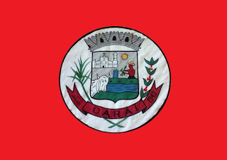 Bandeira de CaraÃ­ MG