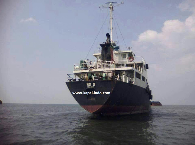 Jual Kapal Tanker MT B8.9, jual kapal tanker bekas, jual kapal tangker 1950DWT, jual   kapal tanker mesin nigata, jual kapal tanker MT B89, jual kapal tanker di Semarang,   jual kapal tanker tahun 1993