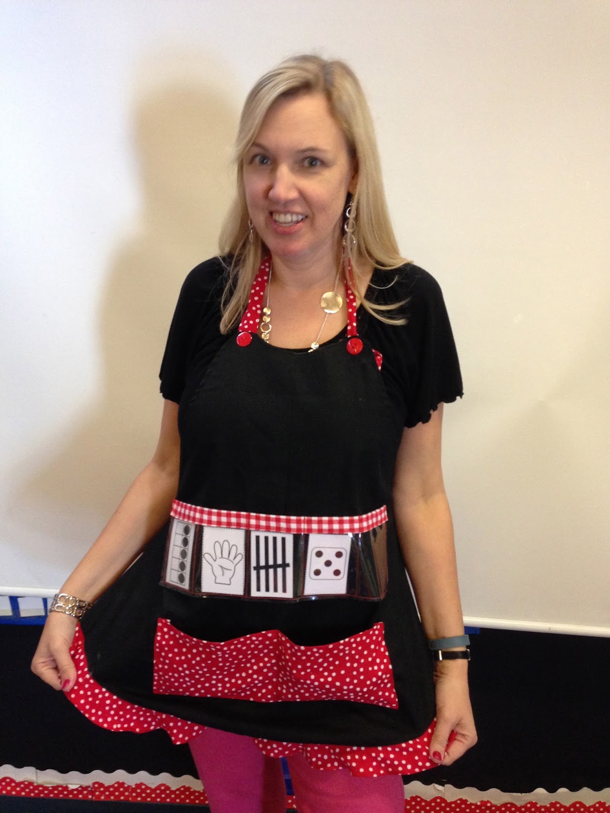 show and tell apron, subitize