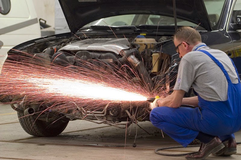 Oto Mekanik Servisi Kucukcekmece Sefakoy Halkali Oto Kaporta Boya Tamir Bakim Boya Koruma