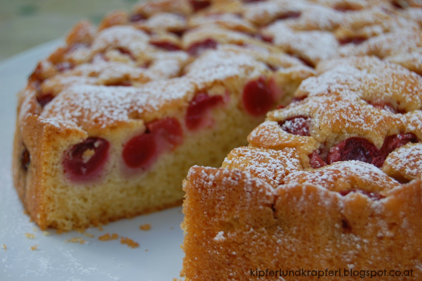 Kipferl und Krapferl: Sommerlicher Kirschkuchen