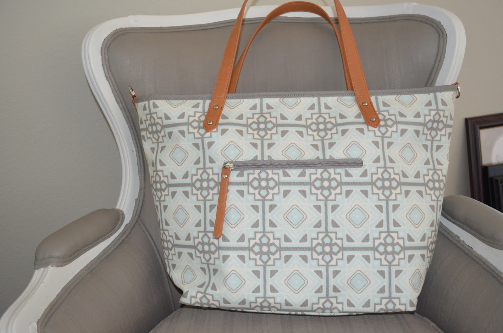 petunia pickle bottom tote bag