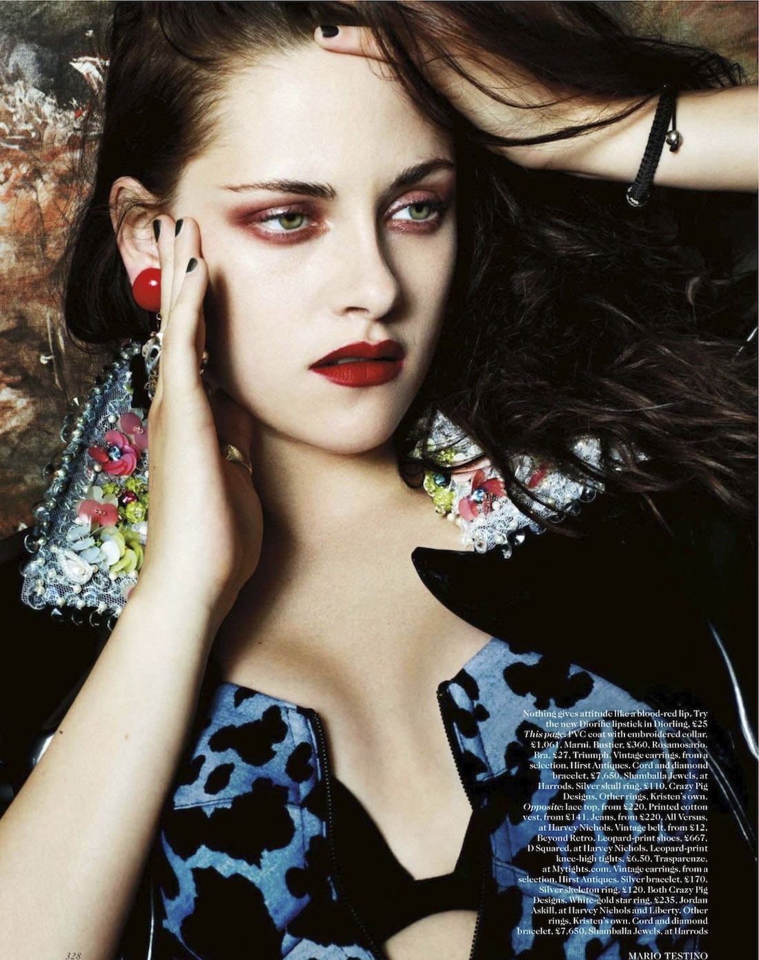 http://2.bp.blogspot.com/-18d8JElLJ48/UE71DG9_pEI/AAAAAAAAjEE/eYlanABSvJg/s1600/Vogue_uk_2012-10+(dragged)+52.jpg