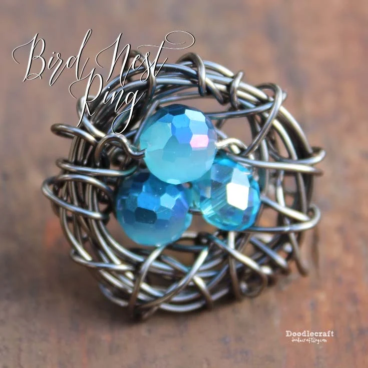 http://www.doodlecraftblog.com/2015/11/wire-wrapped-bird-nest-ring.html