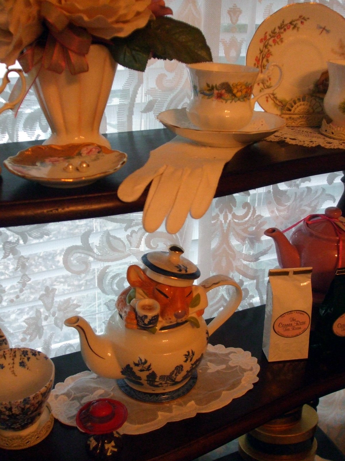 Rosemary's Sampler Tea Room Ambience