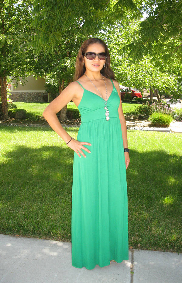 Petite and Fabulous Style: Maxi Dress